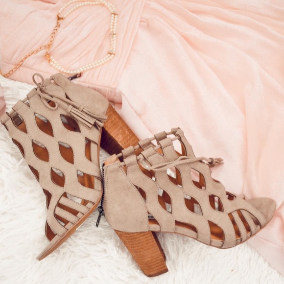 Not Rated Shoes - Taupe/ Nude Laser Cut Pump